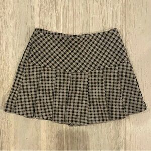 Zara Girls Houndstooth Skort size 9 tan black